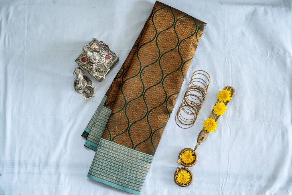 TARINI Ayodya Kota Silk – Dark green with Rexona with Copper Zari