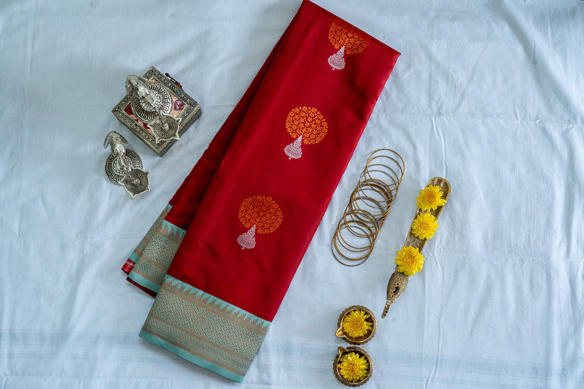 NAVILU Ayodya Kota Silk – Red with rexona with Copper Zari