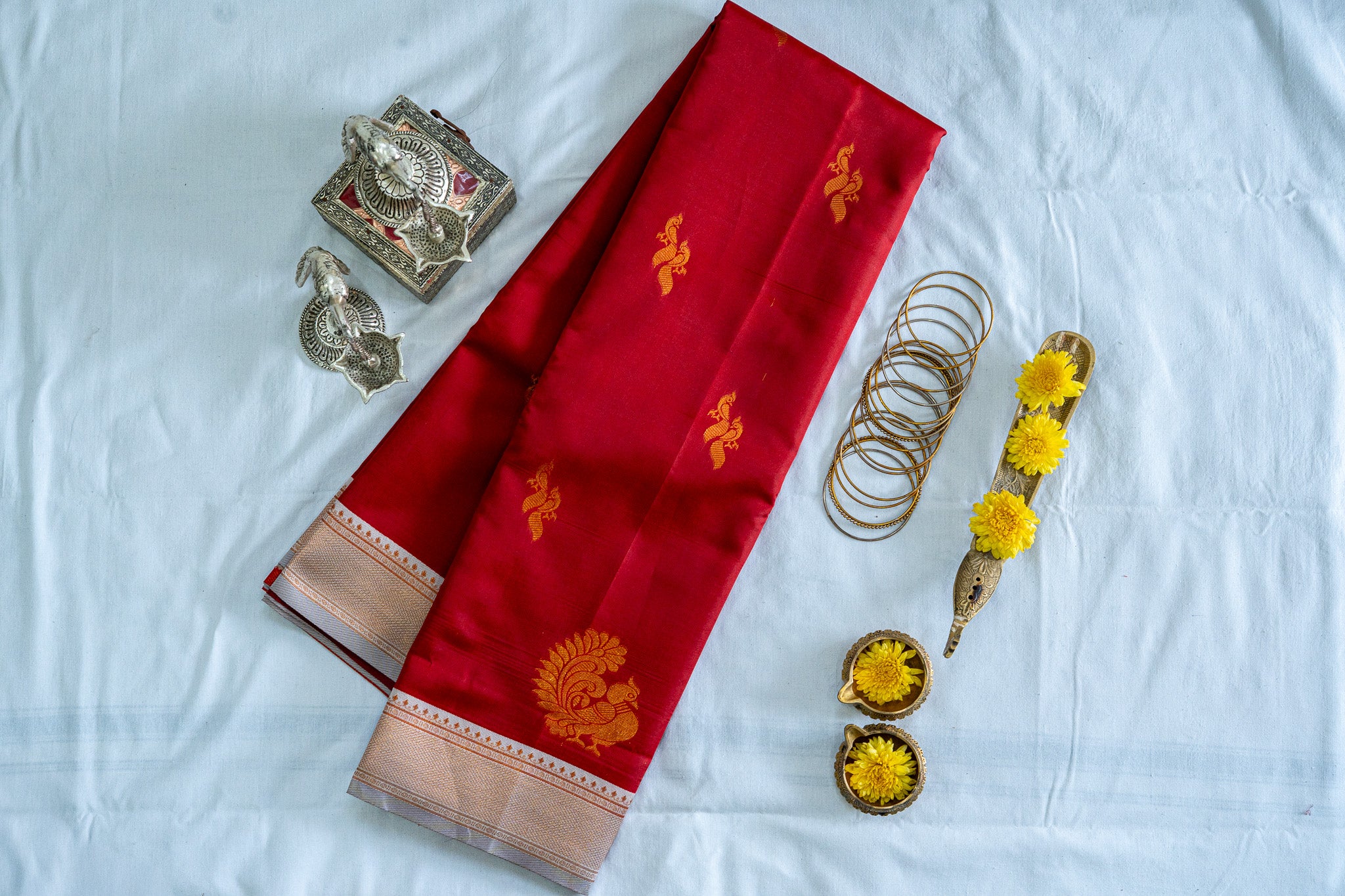 HAMSA Ayodya Kota Silk – Red with White Copper Zari