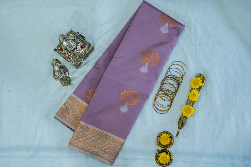 NAVILU Ayodya Kota Silk – Pink with White Copper Zari