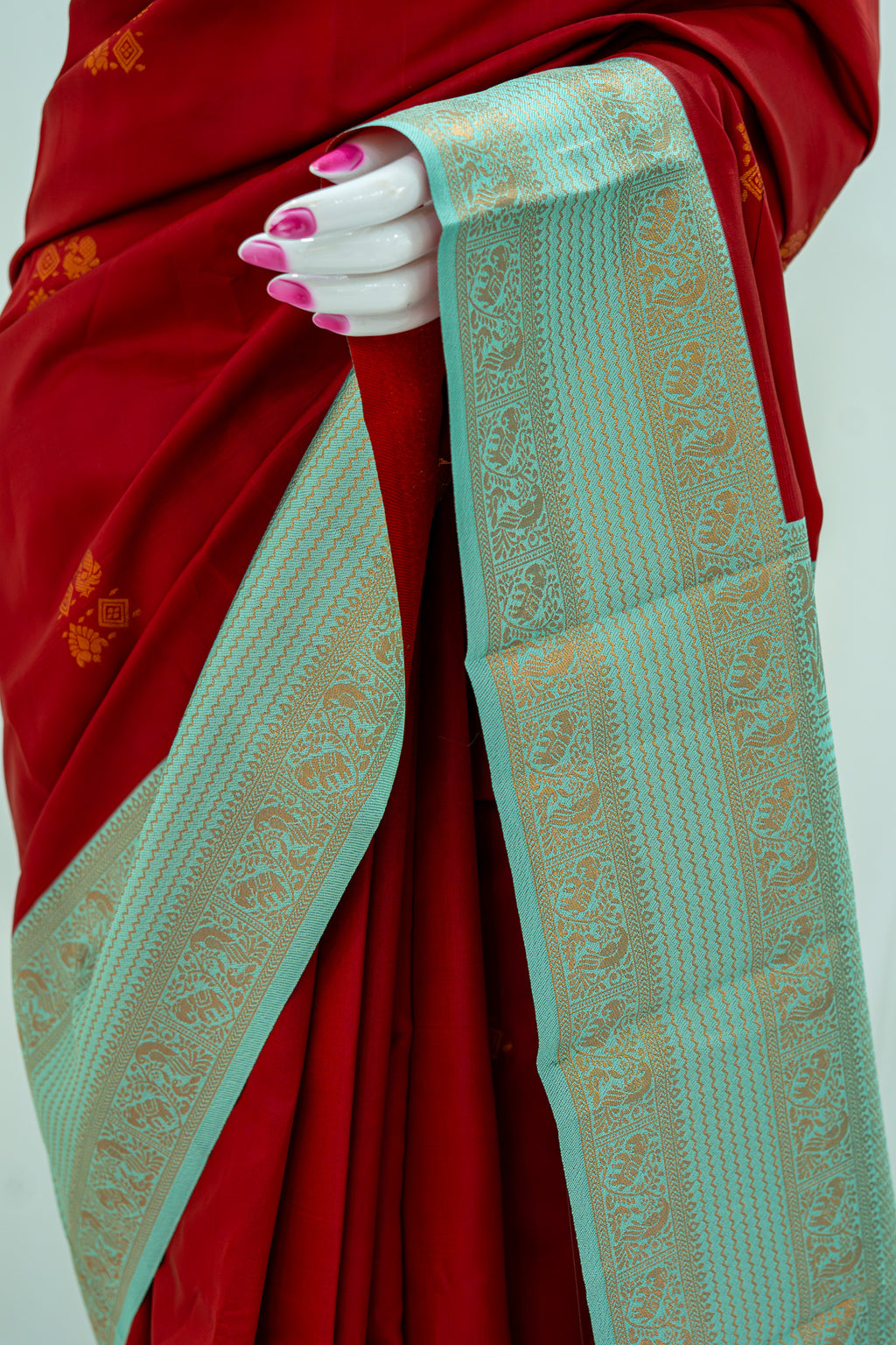 SUMA Ayodya Kota Silk – Red with Rexona Copper Zari