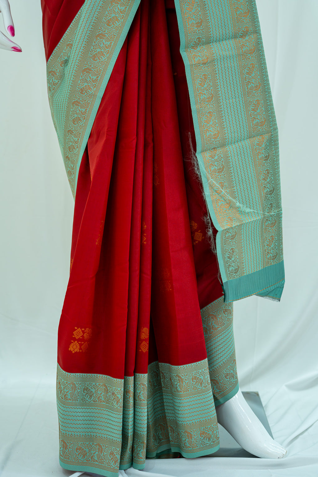 SUMA Ayodya Kota Silk – Red with Rexona Copper Zari