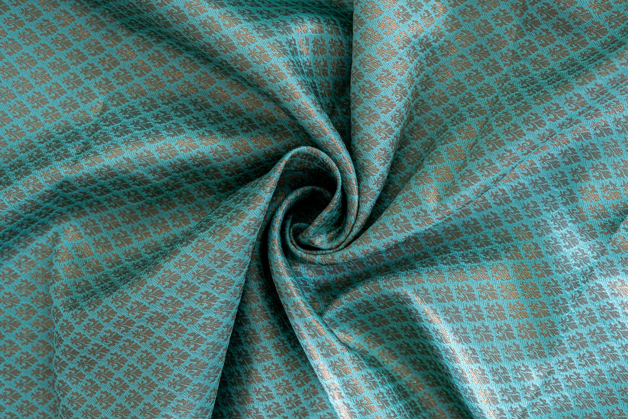 SUMA Ayodya Kota Silk – Red with Rexona Copper Zari