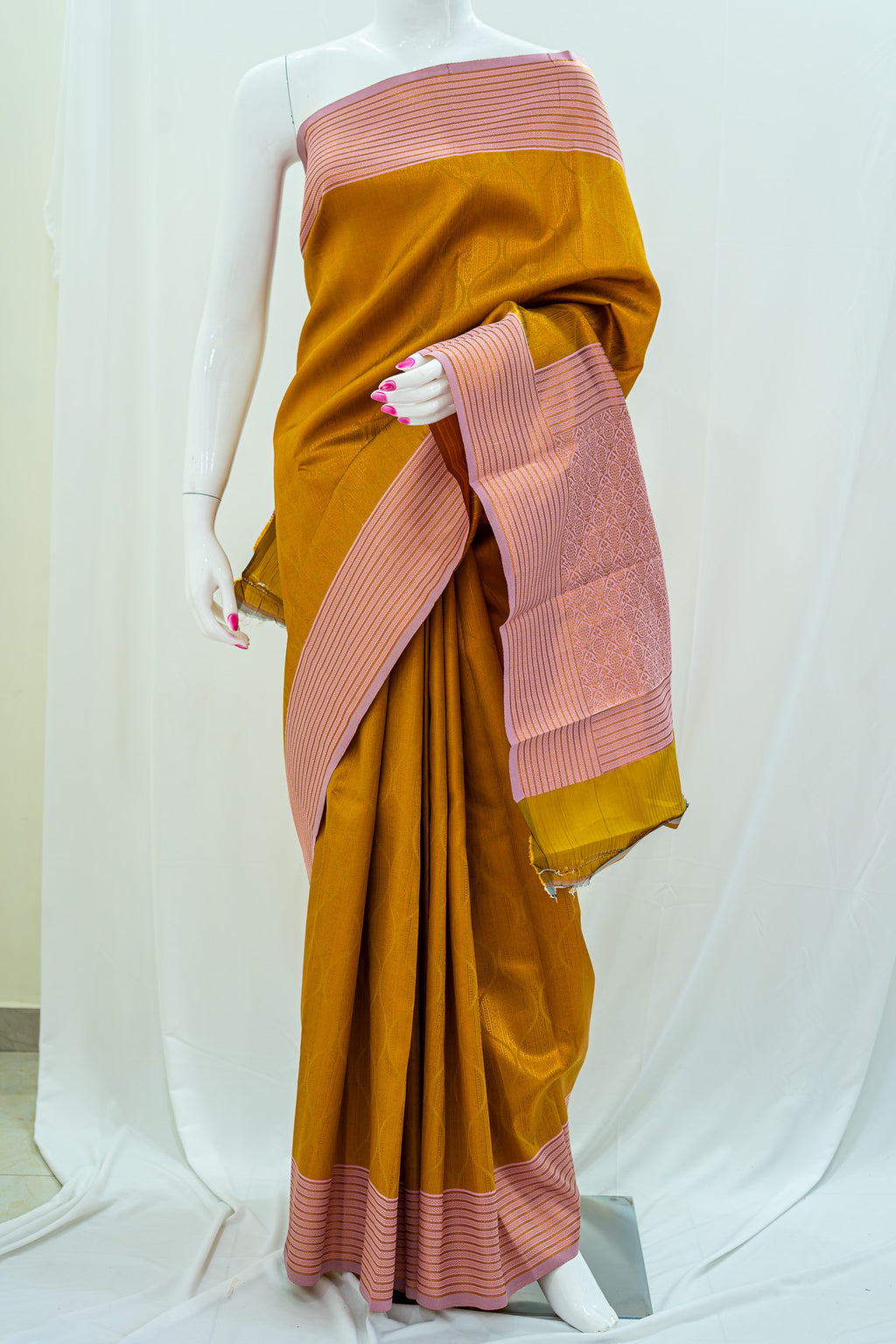 TARINI Ayodya Kota Silk – Purple with Gold with Copper Zari