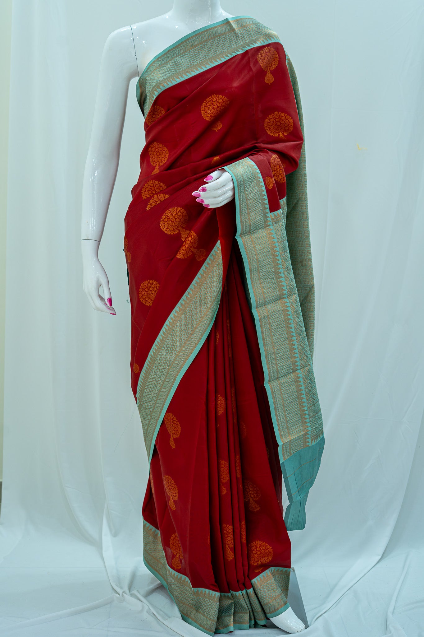 NAVILU Ayodya Kota Silk – Red with Rexona Copper Zari