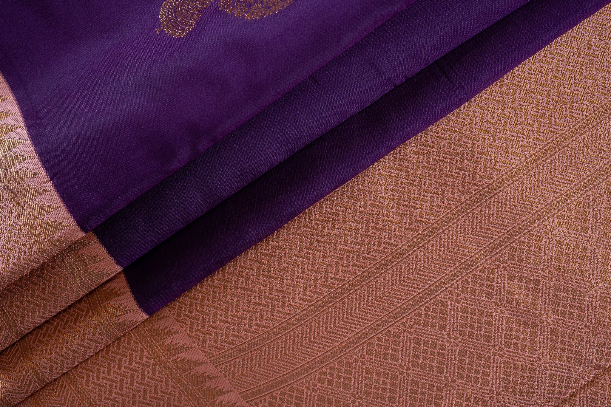 NAVILU Ayodya Kota Silk – Violet with Gold Copper Zari
