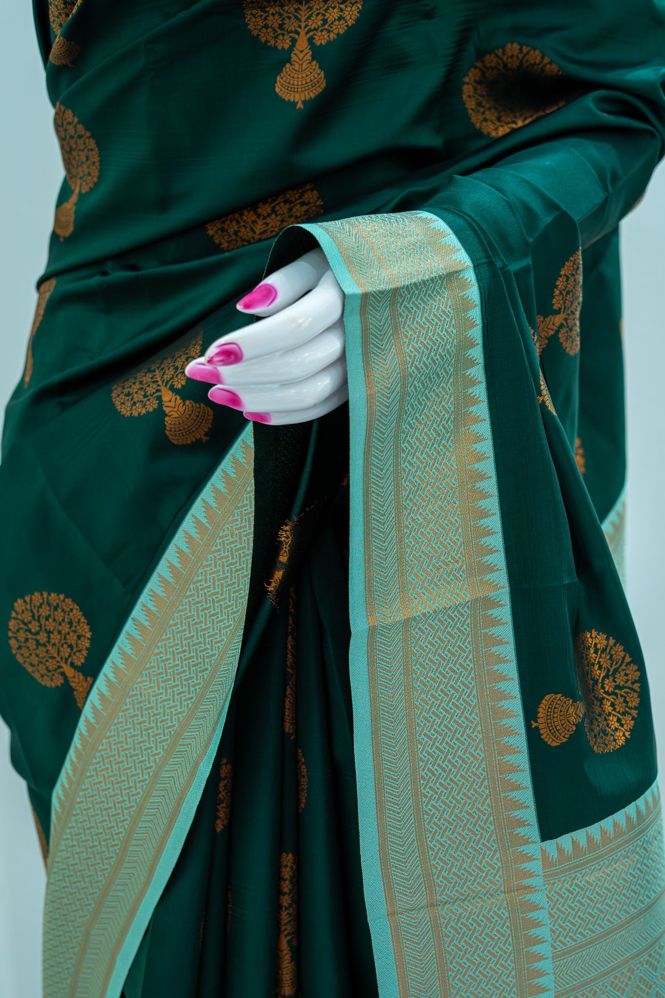 NAVILU Ayodya Kota Silk – Green with Rexona Copper Zari
