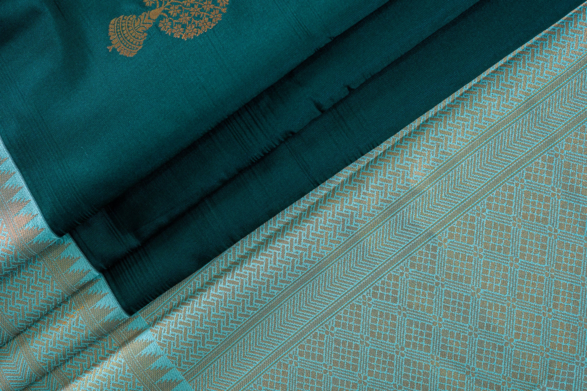 NAVILU Ayodya Kota Silk – Green with Rexona Copper Zari