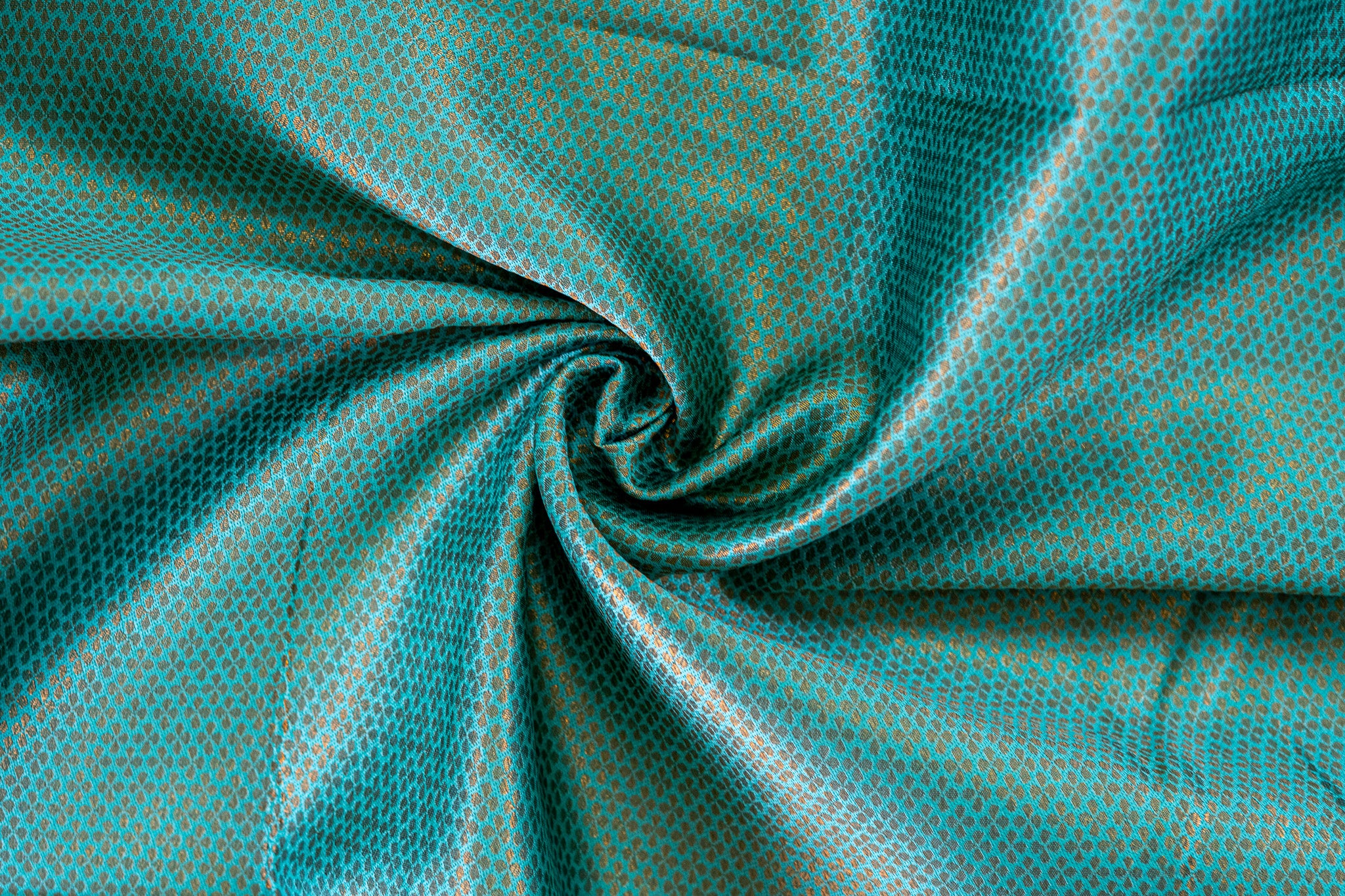 NAVILU Ayodya Kota Silk – Violet with pink Copper Zari
