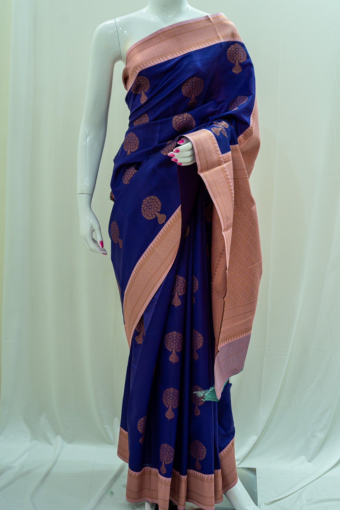 NAVILU Ayodya Kota Silk – Navy Blue with Baby pink Copper Zari