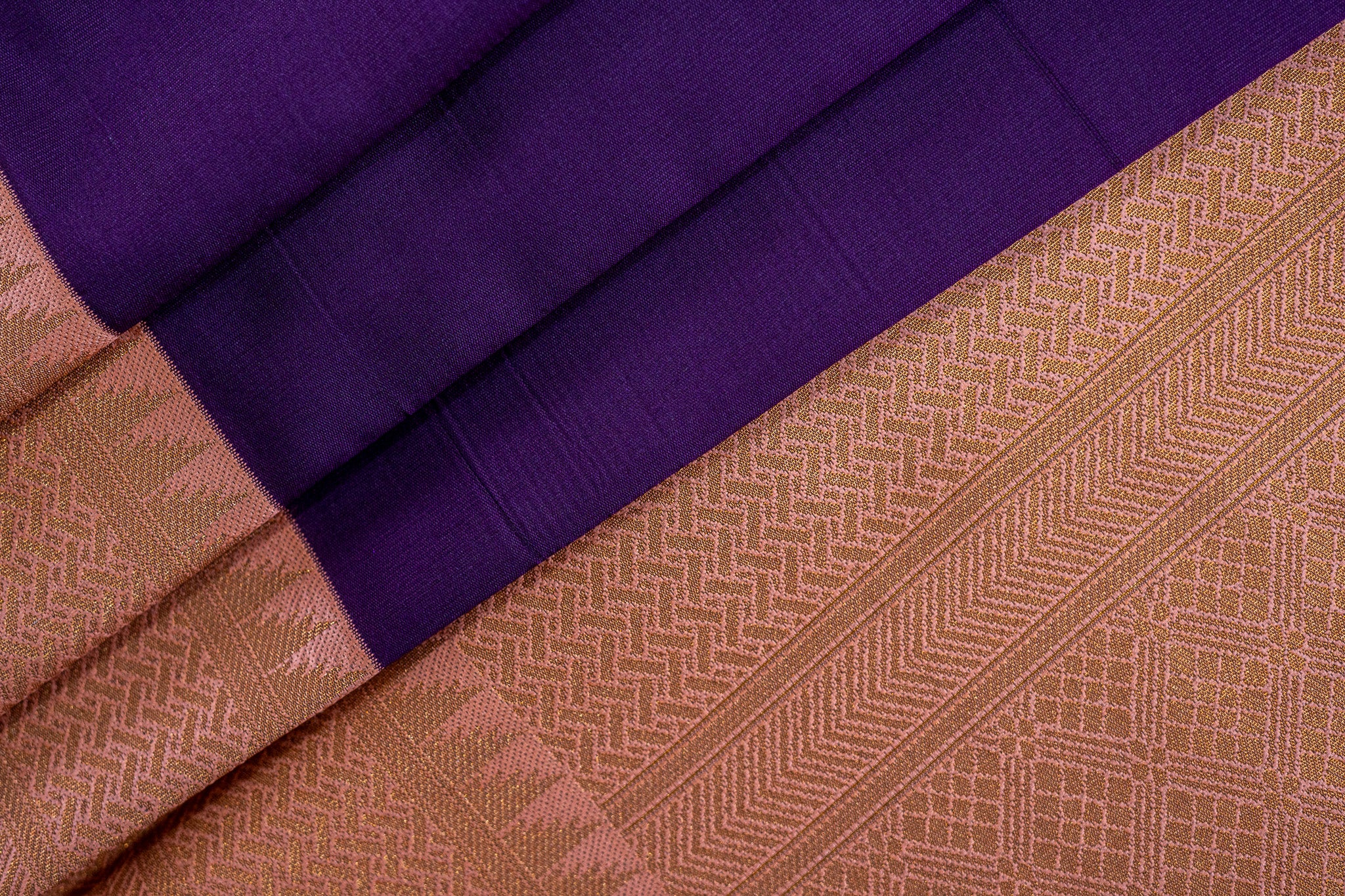 NAVILU Ayodya Kota Silk – Purple with Gold with Copper Zari
