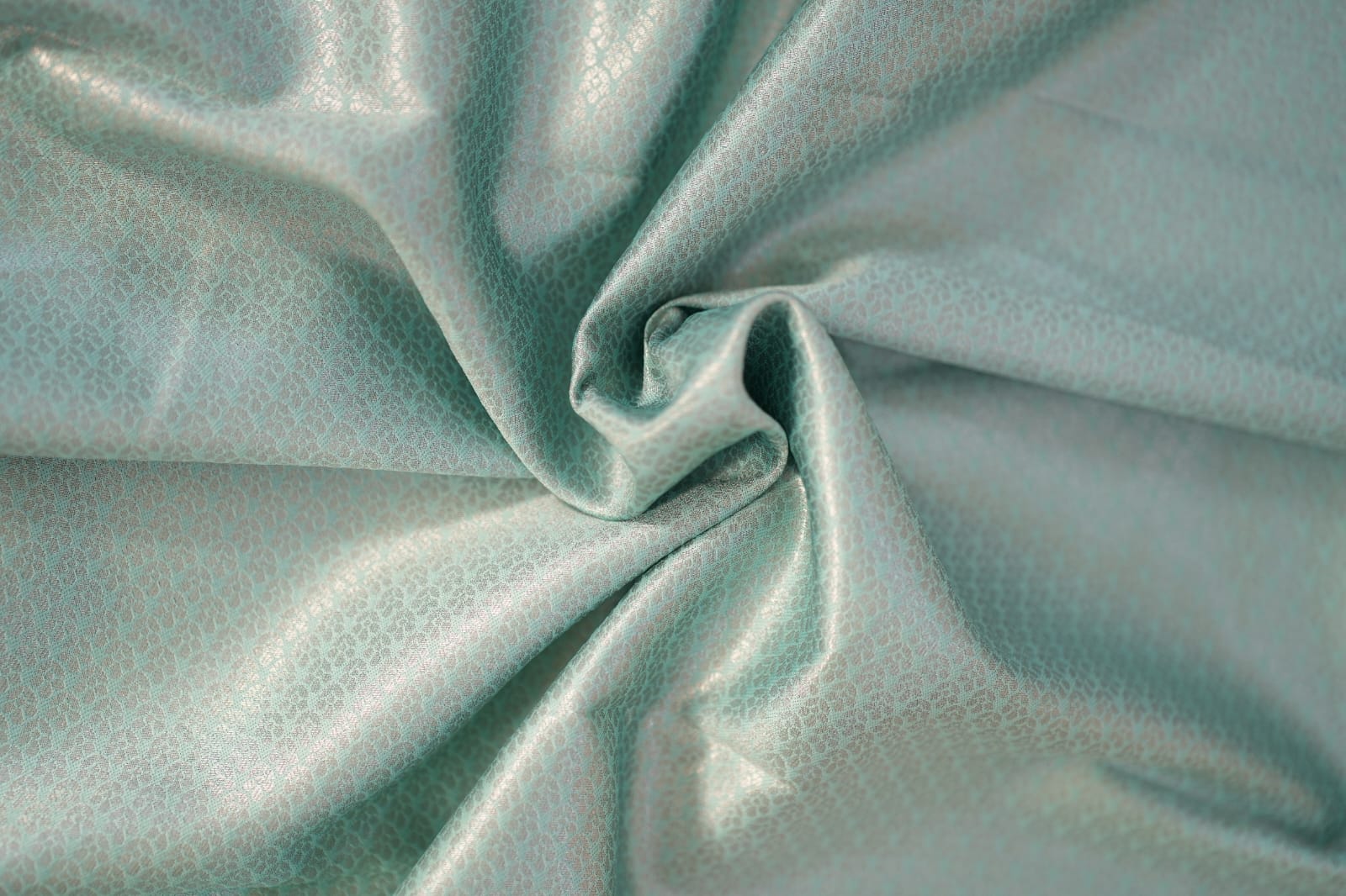 PARI Ayodya Kota Silk  – Baby Pink Rexona with Copper Zari