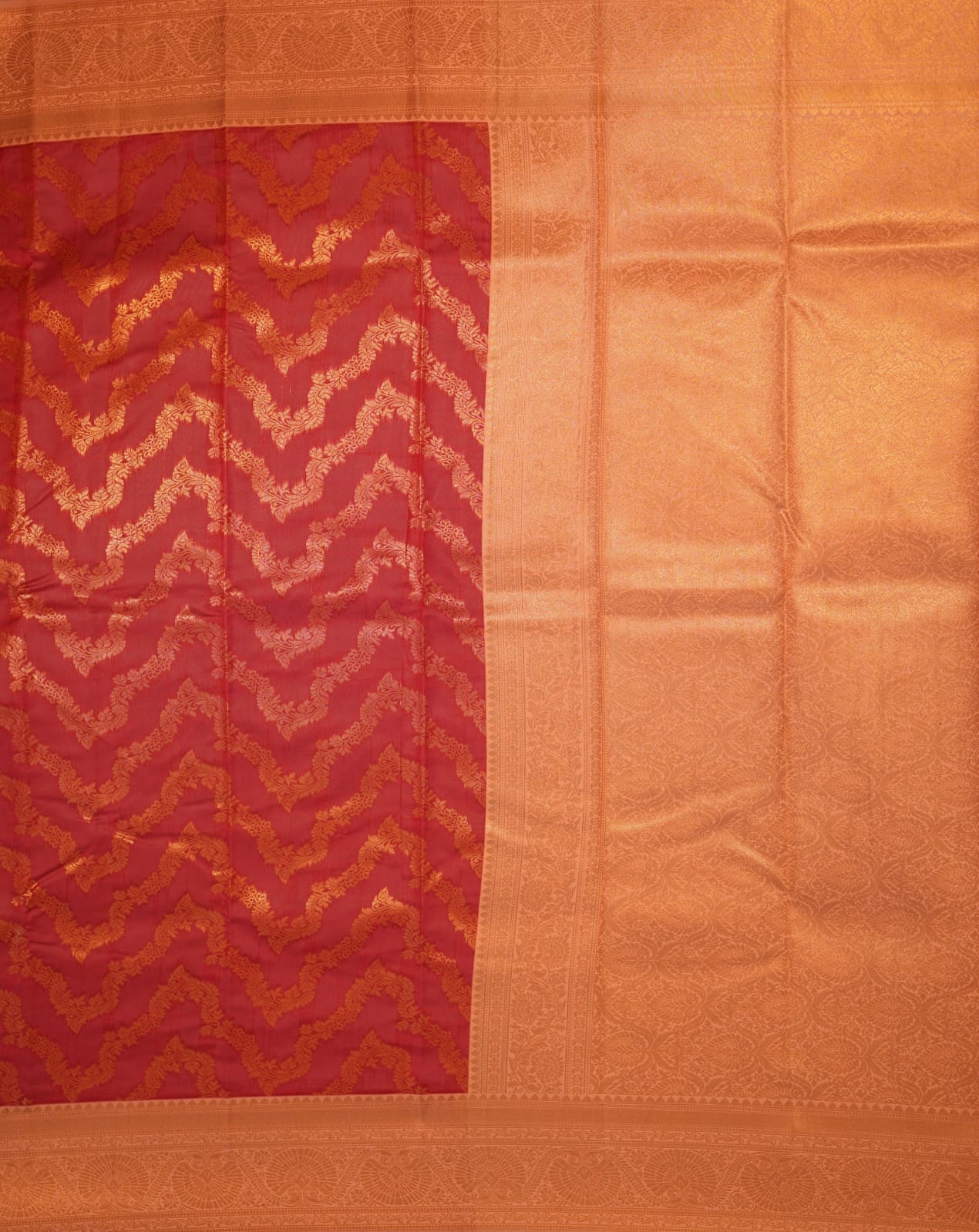 PARI Ayodya Kota Silk  – Red with Copper Zari