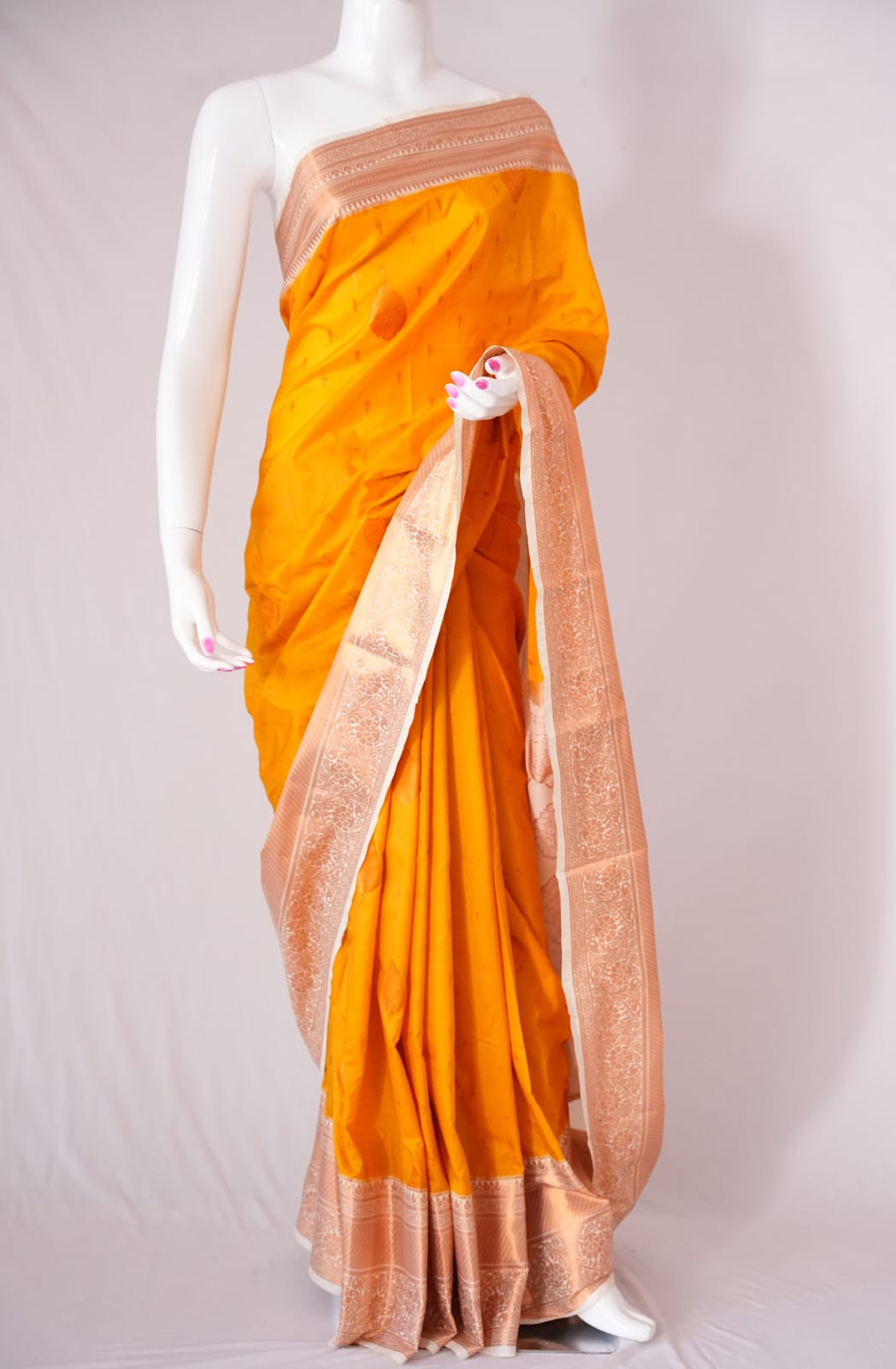 SUDHA Kadiyal Semi Kanchi Butta Resham Silk Saree – M Gold White with Antique Copper Zari