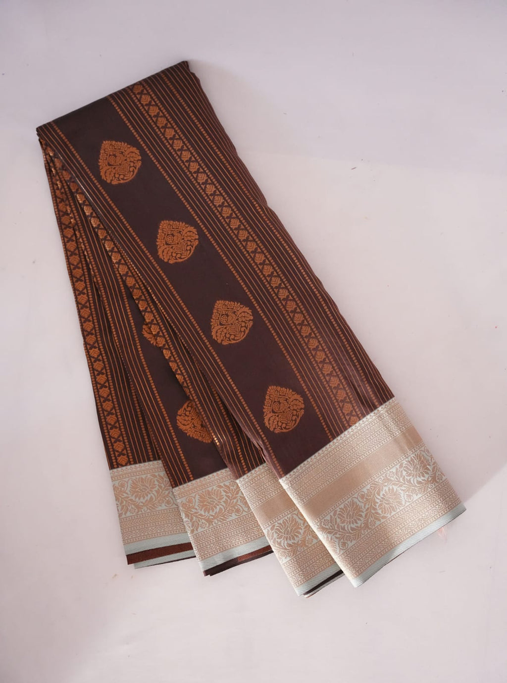 PARI Ayodya Kota Silk – Maroon Rexona with Copper Zari