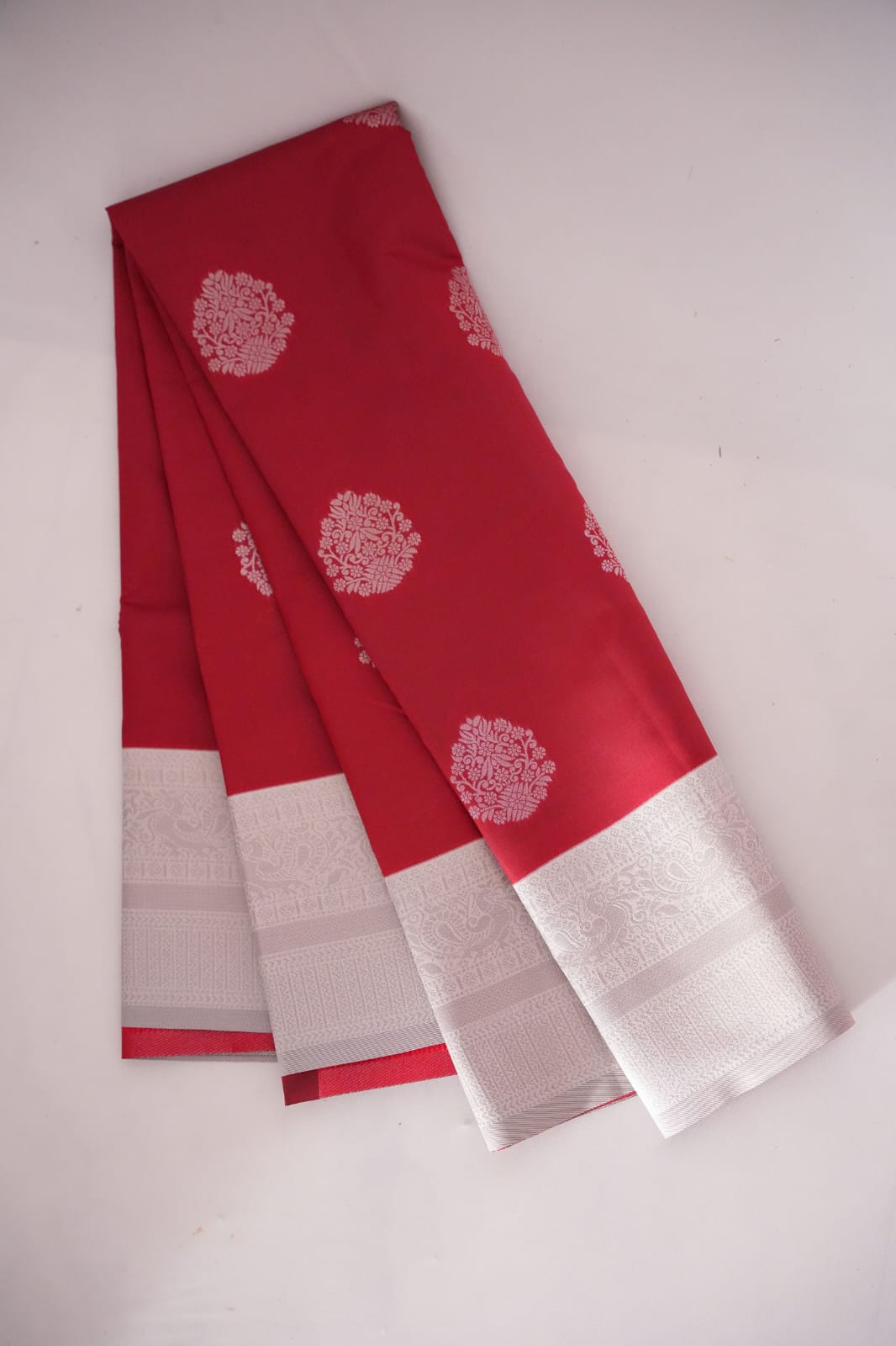 TARA Ayodya Kota Silk  – Red White with Silver Zari