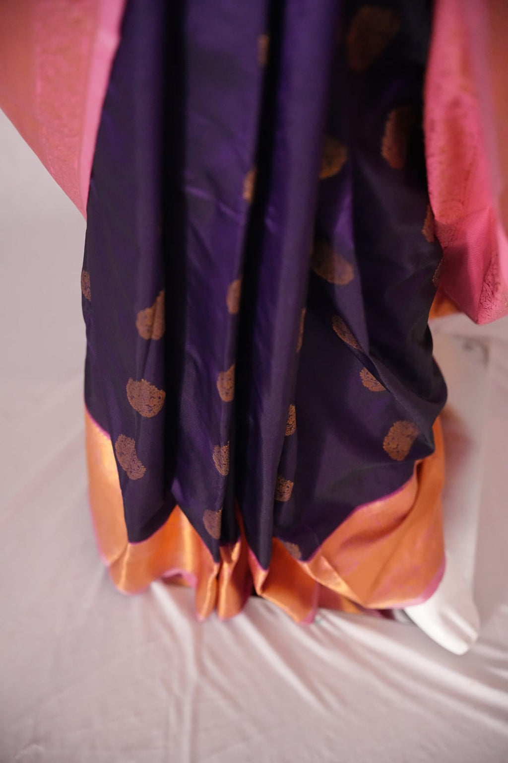 SUDHA Kadiyal Semi Kanchi Butta Resham Silk Saree – Violet Pink with Antique Copper Zari